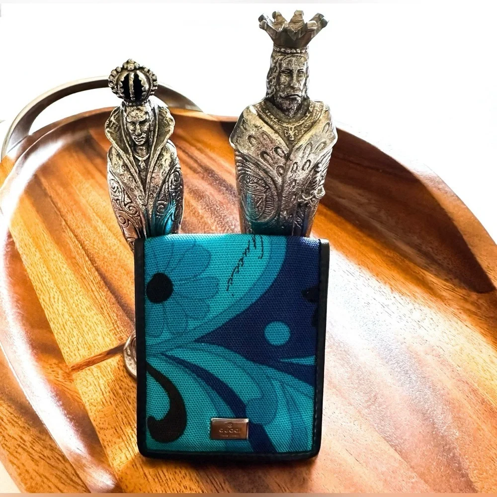 Tom Ford  Gucci Turquoise Print Logo  Condom Wallet Holder Collector’s Piece HTF